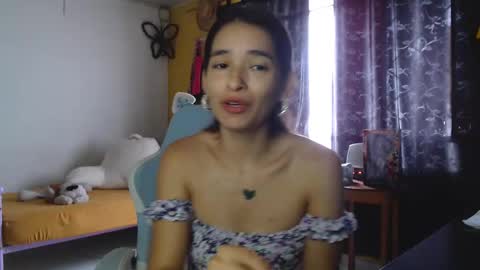 erina_1 online show from January 31, 4:38 pm