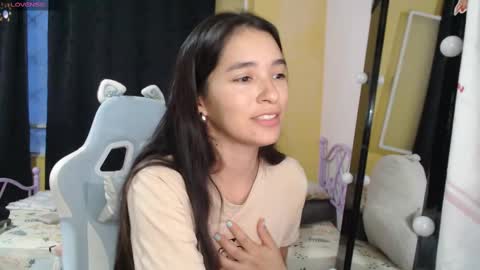 erina_1 online show from September 22, 10:56 pm