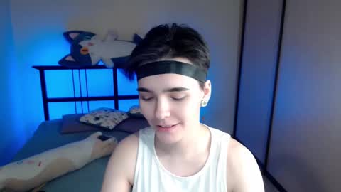 Snapshot of erinblackk chatting on February 18, 2:38 pm Erin No. Eri. Eri-Cherry online show from February 18, 2:38 pm