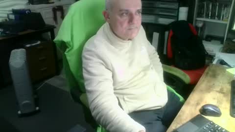 ernello online show from October 3, 12:46 pm