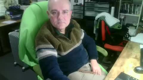 ernello online show from November 25, 2:06 pm
