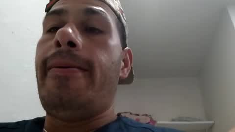 Snapshot of erny707 chatting on August 9, 2:46 am erny707 online show from August 9, 2:46 am