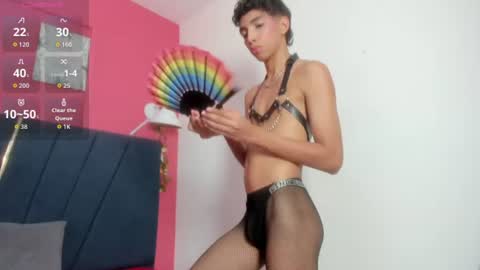 ero_boy40 online show from July 28, 8:01 pm