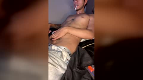 Snapshot of erosdominant_ chatting on April 13, 2:06 am erosdominant_ online show from April 13, 2:06 am