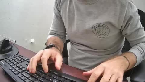 Snapshot of eroskatt chatting on January 7, 6:45 pm Eroskatt online show from January 7, 6:45 pm