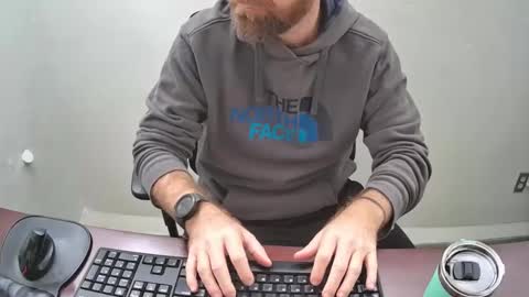 Snapshot of eroskatt chatting on January 14, 7:32 pm Eroskatt online show from January 14, 7:32 pm