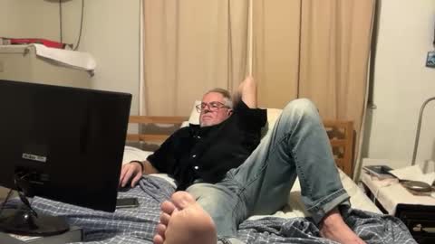 eros online show from April 19, 7:18 am