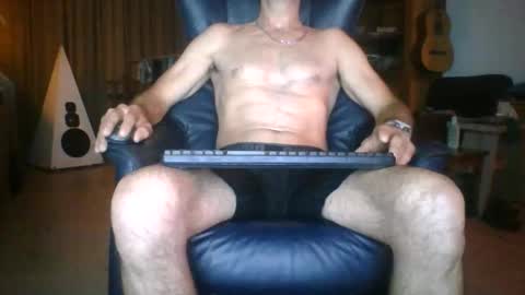 erostja557 online show from June 6, 9:08 pm