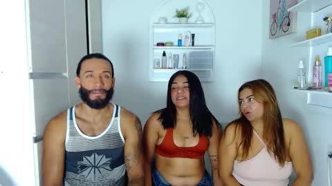 Snapshot of erotic_spa chatting on April 14, 9:43 pm EROTIC SPA online show from April 14, 9:43 pm
