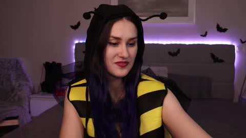 Snapshot of erotic_synth_goddess chatting on October 25, 5:08 pm erotic_synth_goddess online show from October 25, 5:08 pm