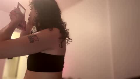 Nikki Erotica online show from September 14, 4:00 am