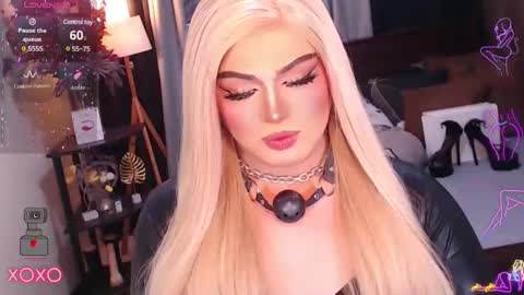 Snapshot of eroticfowler69 chatting on December 3, 4:50 pm Anastasia online show from December 3, 4:50 pm