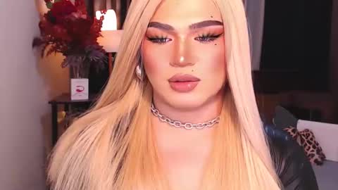 Snapshot of eroticfowler69 chatting on December 23, 3:50 am Anastasia online show from December 23, 3:50 am