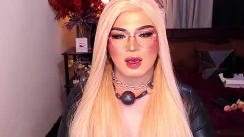 Snapshot of eroticfowler69 chatting on January 2, 4:24 pm Anastasia online show from January 2, 4:24 pm