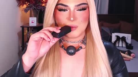 Snapshot of eroticfowler69 chatting on January 12, 4:50 pm Anastasia online show from January 12, 4:50 pm