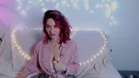 LylaXXX online show from January 27, 3:07 pm