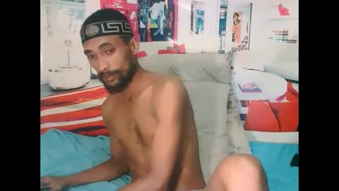 Liam online show from April 16, 6:52 pm