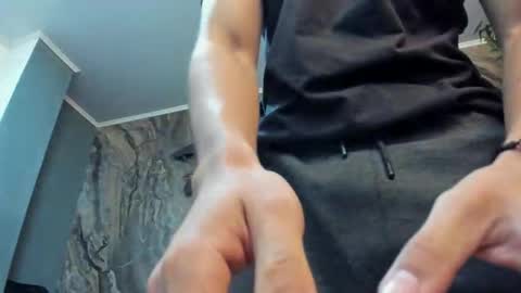 Snapshot of eryonbradley chatting on September 9, 11:10 am Eryon online show from September 9, 11:10 am