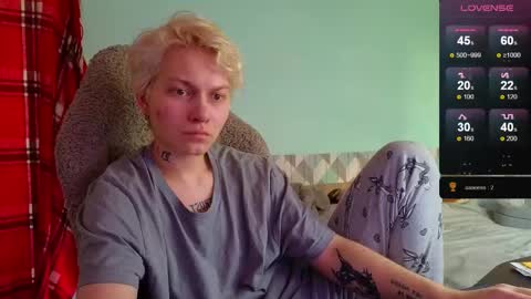 esajukyy online show from February 20, 9:55 am