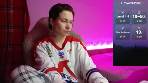 esajukyy online show from September 22, 1:13 pm