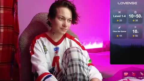 esajukyy online show from October 16, 2:07 pm