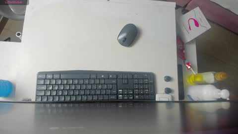 Escarlet online show from January 28, 4:08 am