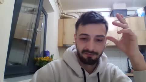 Snapshot of eshanu chatting on March 2, 11:33 pm eshanu online show from March 2, 11:33 pm