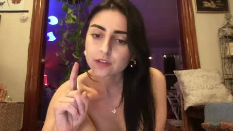 Snapshot of esimaralda chatting on May 6, 1:14 am esimaralda online show from May 6, 1:14 am
