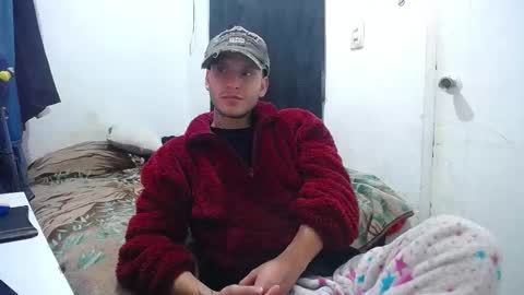 Esteban online show from October 15, 6:41 pm