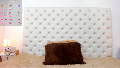 esmeralda  online show from April 7, 4:18 pm