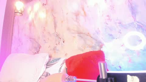 esmeralda online show from March 12, 12:47 pm