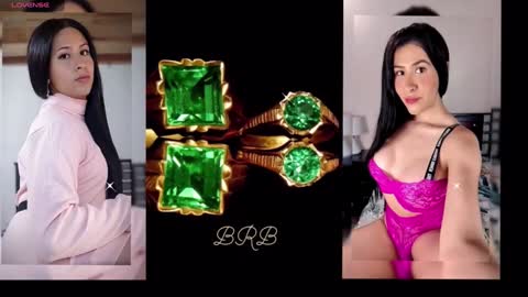 Snapshot of esmeralda_h chatting on December 23, 5:17 am K E Y R A independent model online show from December 23, 5:17 am