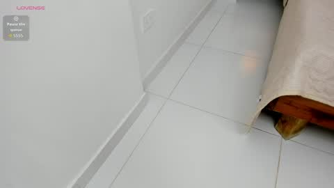 Esmeralda online show from April 12, 7:52 pm