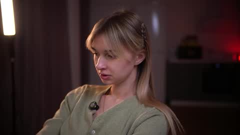 Snapshot of esmereal chatting on February 21, 4:30 pm How was your Christmas online show from February 21, 4:30 pm