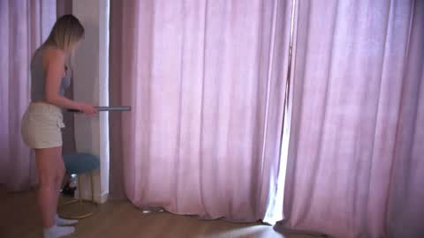 How was your Christmas online show from April 11, 4:28 am