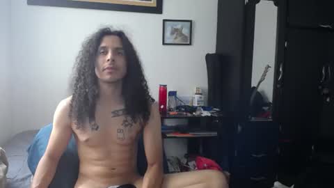 Snapshot of esnaider_man chatting on June 12, 6:29 pm Esnider online show from June 12, 6:29 pm