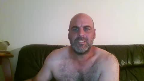 Snapshot of espartano2025 chatting on October 9, 8:29 pm espartano2025 online show from October 9, 8:29 pm