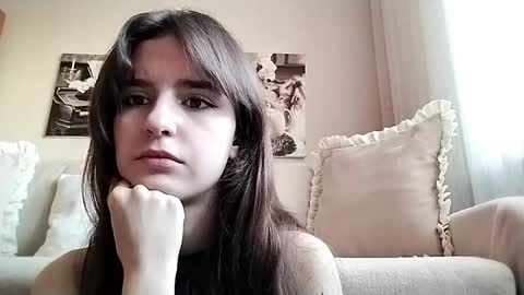 Snapshot of esperanzaskyles chatting on June 9, 5:52 am Jenny online show from June 9, 5:52 am