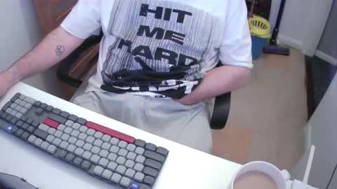 Morph online show from November 27, 8:22 pm