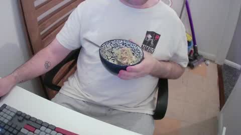 Morph online show from April 13, 7:52 pm