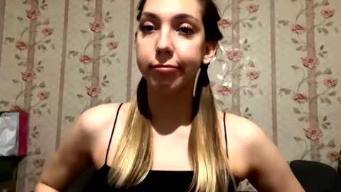 Kate online show from November 22, 4:06 pm