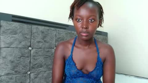 essypetite online show from December 5, 7:54 pm