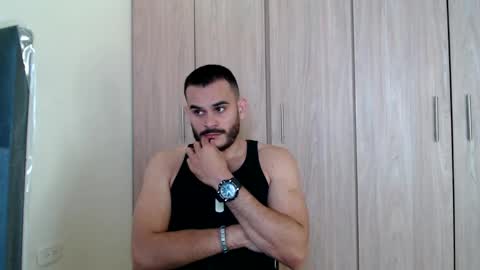 Esteban Fernandez online show from February 5, 1:54 pm