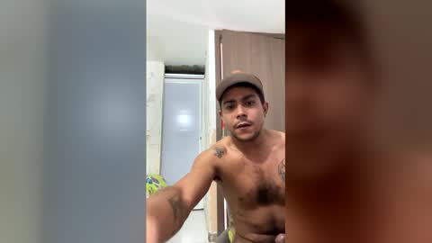 Snapshot of esteban_verg chatting on March 26, 8:36 pm wailer1996 online show from March 26, 8:36 pm