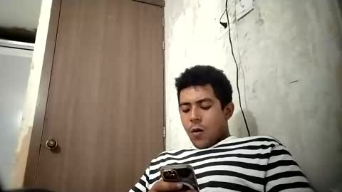 Snapshot of esteban_verg chatting on April 3, 9:02 pm wailer1996 online show from April 3, 9:02 pm