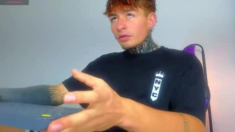 Esteban independent model online show from November 30, 10:36 pm