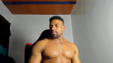 estebanlobo online show from September 30, 9:42 pm