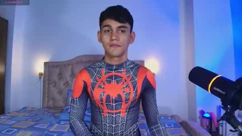 Esteban online show from September 19, 2:07 pm