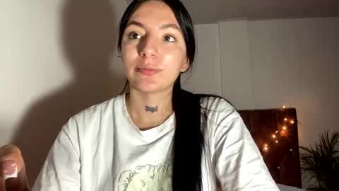 estefa1 online show from April 3, 6:33 am