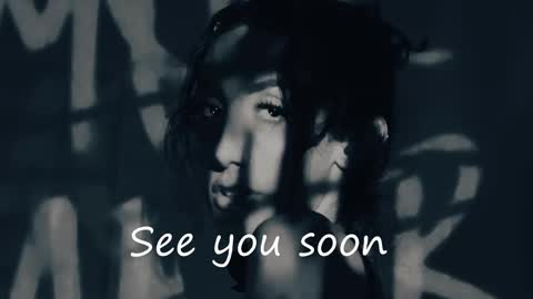 Estefa G online show from December 19, 1:50 am